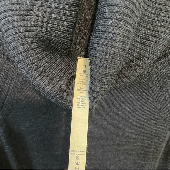 Lululemon Sweat And Savasana Turtleneck 100% Merino Wool Sweater - Picture 9 of 10
